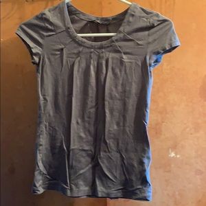 Cute Banana Republic tee, short sleeve
